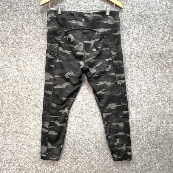 Athleta Pants Leggings Womens L Ultimate Stash Pocket 7/8 Tight Gray Camo Print - Picture 2 of 9